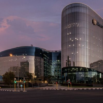 Discovery Building Versus