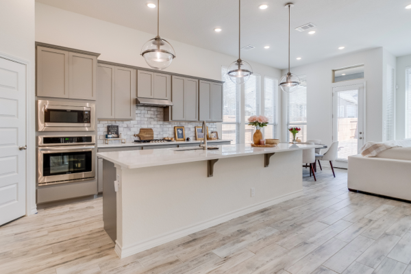 Versus Brochure idea-14 (1)